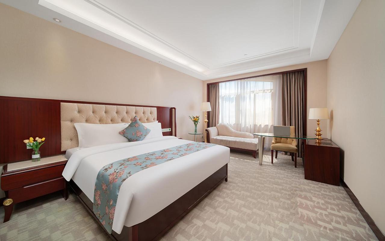 מלון Ramada Shenzhen Baoan מראה חיצוני תמונה