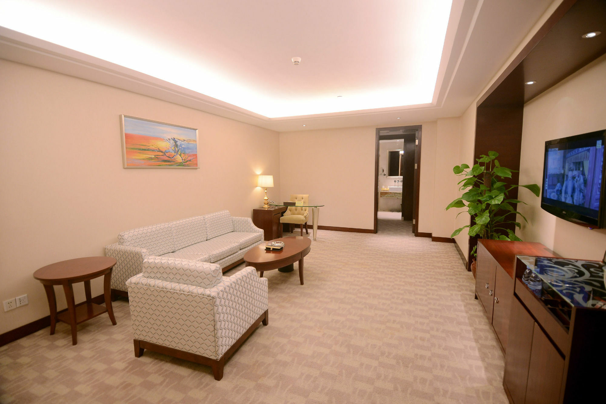 מלון Ramada Shenzhen Baoan מראה חיצוני תמונה