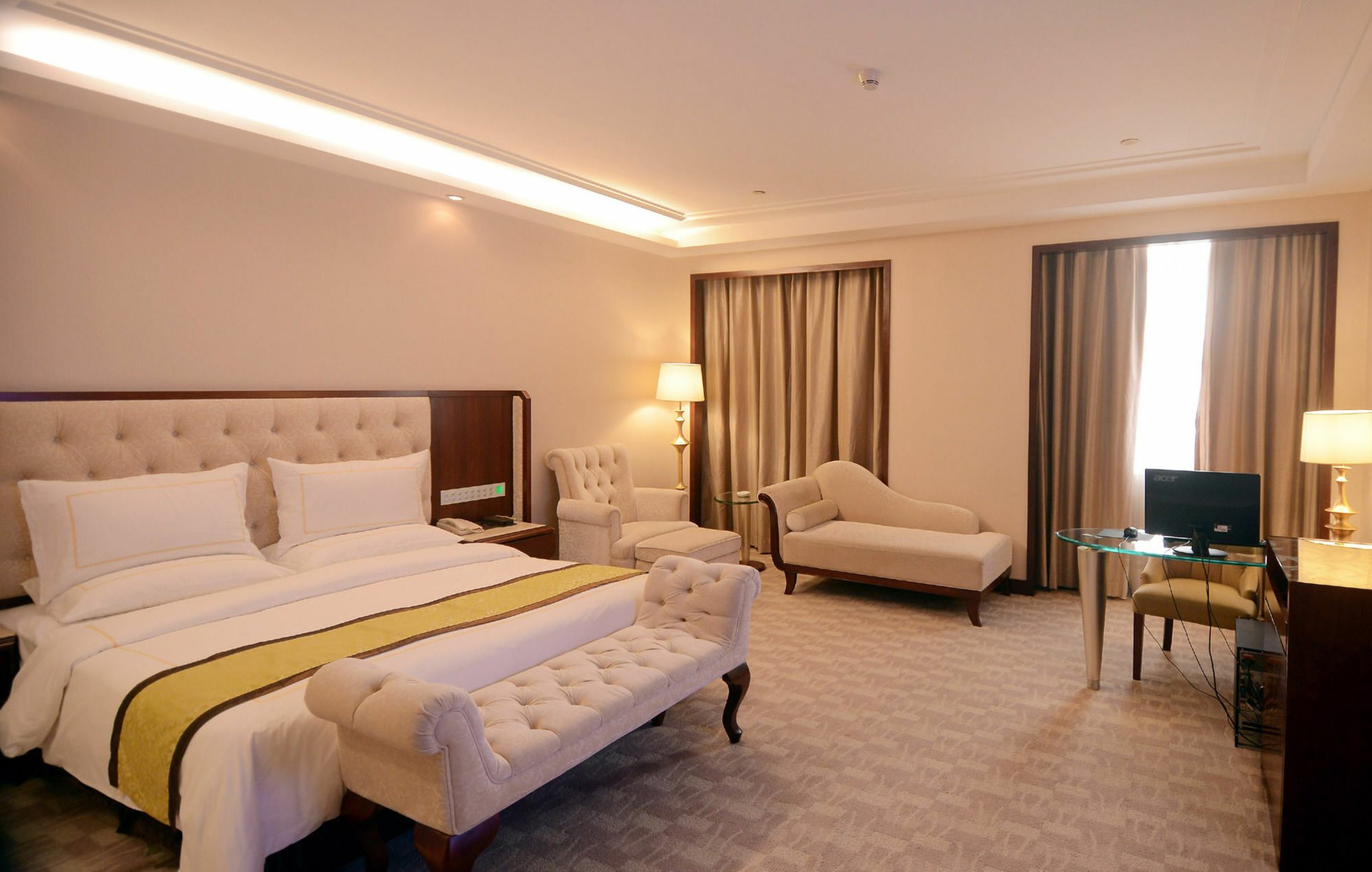 מלון Ramada Shenzhen Baoan מראה חיצוני תמונה