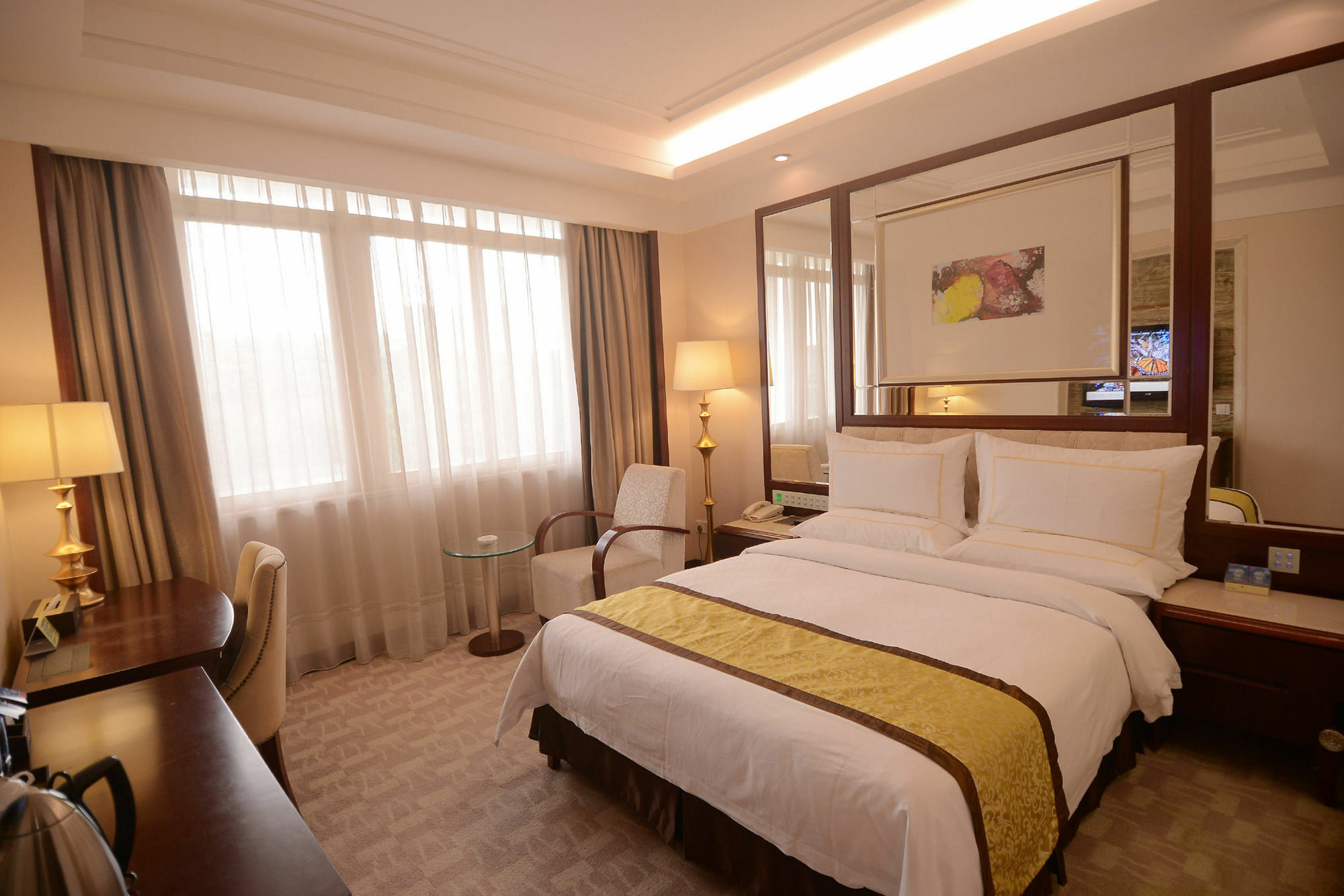 מלון Ramada Shenzhen Baoan מראה חיצוני תמונה